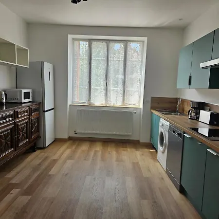 בית נופש Maison Avec Jardin Au Centre Du Village